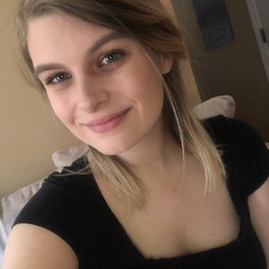 Meet your Posher, Alexus